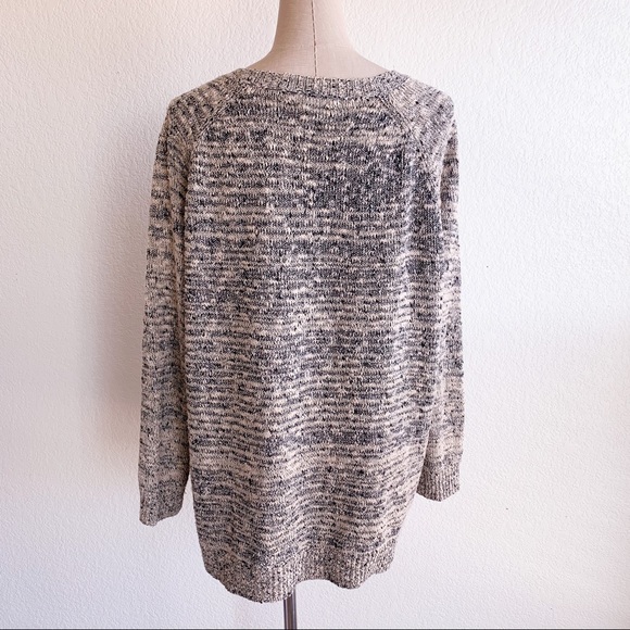 LOVE BY DESIGN Button Front Cardigan - Picture 4 of 10